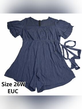 BloomChic Plus Size Navy Ruffle Sleeve W/ Tie Belt Romper 26W Short Sleeve EUC